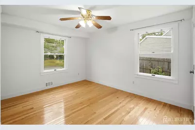 29 Windsor Drive, East Brunswick Township, NJ 08816 - Photo 13