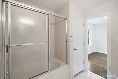 29 Windsor Drive, East Brunswick Township, NJ 08816 - Photo 19