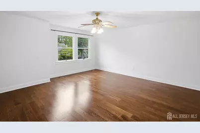29 Windsor Drive, East Brunswick Township, NJ 08816 - Photo 23