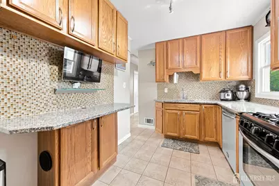 2697 Woodbridge Avenue, Edison, NJ 08817 - Photo 9