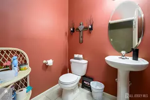 98 Remsen Ave, Avenel, NJ 07001 - Photo 31
