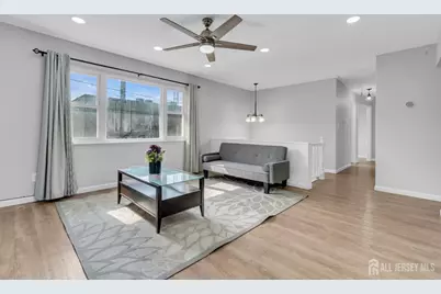 125 Jeff Street, Edison, NJ 08837 - Photo 9