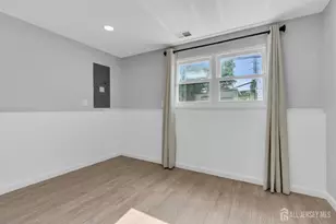 125 Jeff St, Edison, NJ 08837 - Photo 25