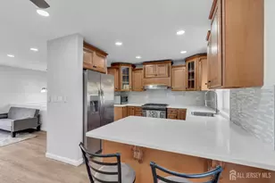 125 Jeff St, Edison, NJ 08837 - Photo 15