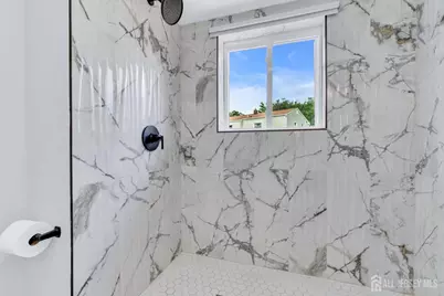 125 Jeff Street, Edison, NJ 08837 - Photo 33