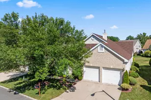9 Westminster Dr, Monroe Township, NJ 08831 - Photo 3