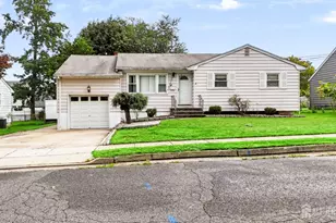 37 Caroline Dr, South River, NJ 08882 - Photo 3