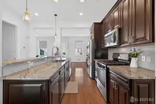 197 Roosevelt Dr, Wood Ridge, NJ 07075 - Photo 19