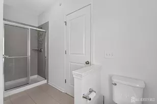 197 Roosevelt Dr, Wood Ridge, NJ 07075 - Photo 33