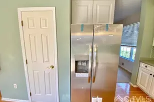 24 Skurka Ct, Sayreville, NJ 08872 - Photo 21