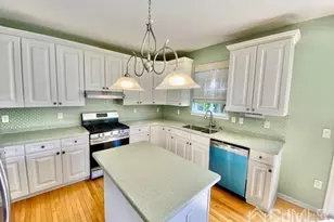 24 Skurka Ct, Sayreville, NJ 08872 - Photo 19