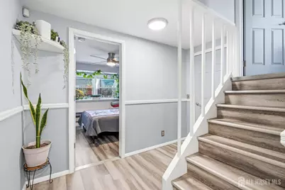 8 Oak Street, Carteret, NJ 07008 - Photo 17