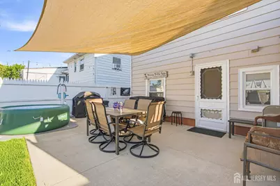 8 Oak Street, Carteret, NJ 07008 - Photo 27