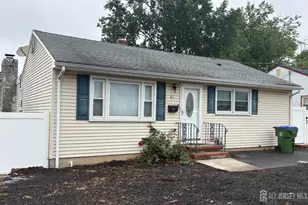 61 Rose St, Edison, NJ 08817 - Photo 1