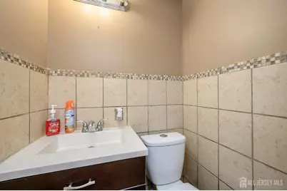 [Address not provided], Haledon, NJ 07508 - Photo 31