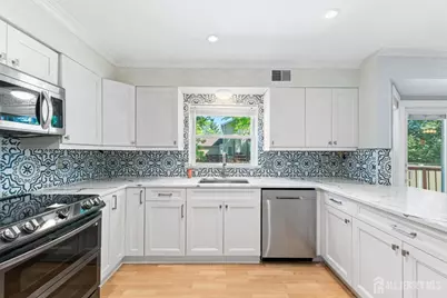 8 Danny Court, North Brunswick Township, NJ 08902 - Photo 13