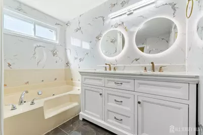 8 Danny Court, North Brunswick Township, NJ 08902 - Photo 23