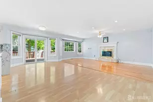 8 Danny Ct, North Brunswick Township, NJ 08902 - Photo 7