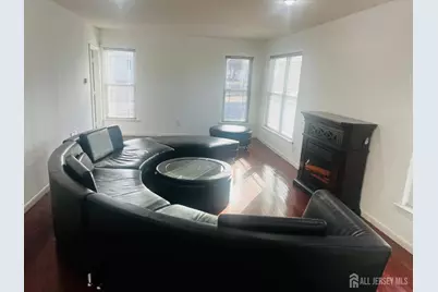 63 E Jefferson Boulevard, Edison, NJ 08817 - Photo 5