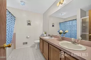 116 Wainwright Dr, Old Bridge Township, NJ 07747 - Photo 17