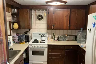 215 Gatzmer Ave, Jamesburg, NJ 08831 - Photo 7