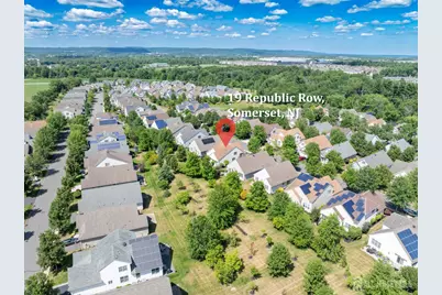 19 Republic Row, Franklin Township, NJ 08873 - Photo 3