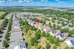 19 Republic Row, Franklin Township, NJ 08873 - Photo 3