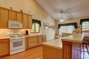 19 Republic Row, Franklin Township, NJ 08873 - Photo 13