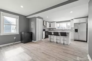 429 1st St, Middlesex, NJ 08846 - Photo 15