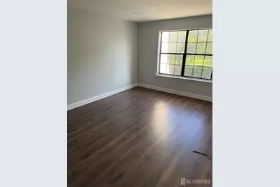 1008 Hidden Village Drive, Perth Amboy, NJ 08861 - Photo 7