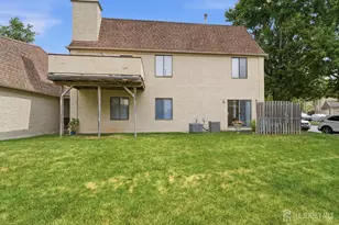 93 Gate House Ln, Edison, NJ 08820 - Photo 29