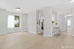 93 Gate House Ln, Edison, NJ 08820 - Photo 13