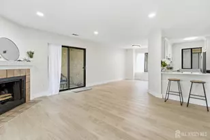 93 Gate House Ln, Edison, NJ 08820 - Photo 7