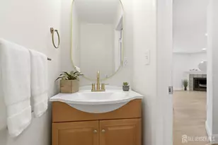 93 Gate House Ln, Edison, NJ 08820 - Photo 25