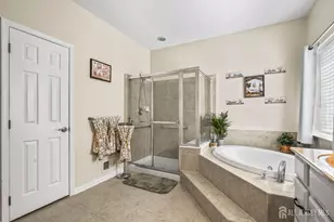 37 Vineyard Ct, Monroe Township, NJ 08831 - Photo 25