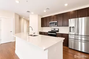 723 Lorhan Dr, Piscataway Township, NJ 08854 - Photo 15
