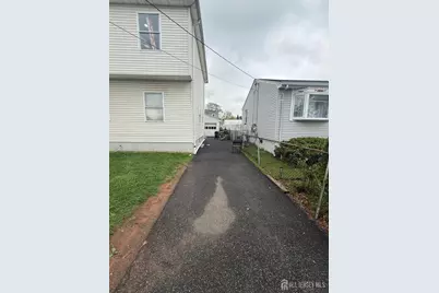 17 Spruce Street #2, Carteret, NJ 07008 - Photo 9