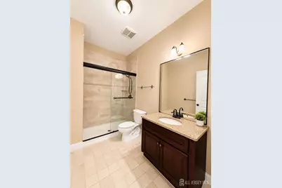 547 Sayre Avenue #214, Perth Amboy, NJ 08861 - Photo 9
