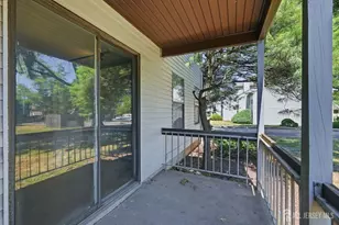 1901 Woodbridge Commons Way, Woodbridge Township, NJ 08830 - Photo 13