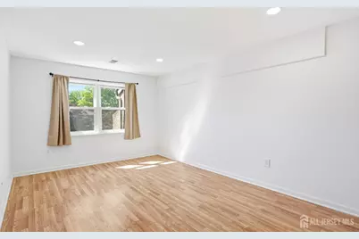 1719 Raspberry Court #1719, Edison, NJ 08817 - Photo 7