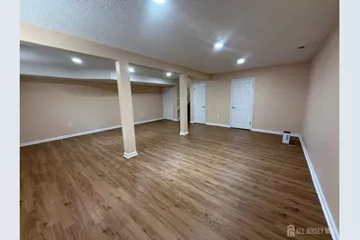 1502 Edison Glen, Edison, NJ 08837 - Photo 25