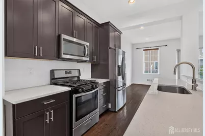 247 Bradley Drive, Wood Ridge, NJ 07075 - Photo 17