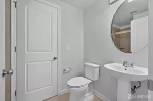 247 Bradley Dr, Wood Ridge, NJ 07075 - Photo 9