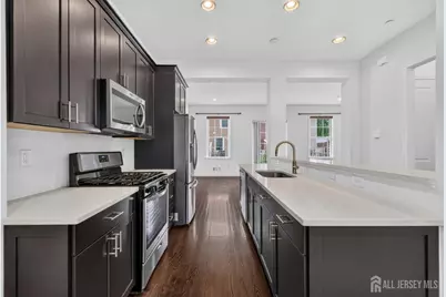 247 Bradley Drive, Wood Ridge, NJ 07075 - Photo 19