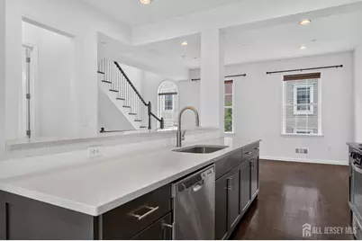 247 Bradley Drive, Wood Ridge, NJ 07075 - Photo 21
