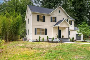 290 Fresh Ponds Rd, South Brunswick Township, NJ 08852 - Photo 3