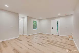 290 Fresh Ponds Rd, South Brunswick Township, NJ 08852 - Photo 7