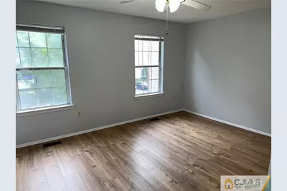 31 Kingston Run, North Brunswick Township, NJ 08902 - Photo 5