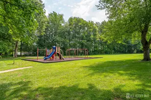 21 Knoll Ct, Old Bridge Township, NJ 07747 - Photo 19