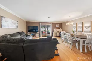21 Knoll Ct, Old Bridge Township, NJ 07747 - Photo 5